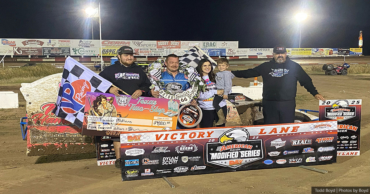 Tanner Mullens won the Graybee Diesel & Performance USRA Modified main event.